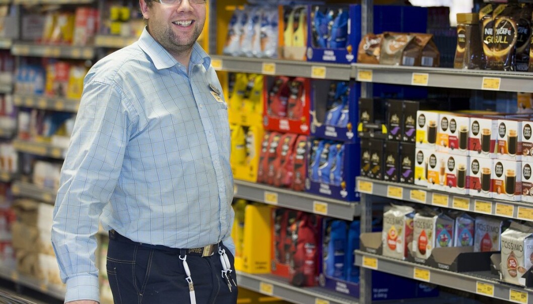 Som et ledd i Dysleksistudien må foreldrene intervjues om egen skolegang og ta tester for å kartlegge eventuelle lese- og skrivevansker hos seg selv. Da Kent-Rune Myrseth så eget resultat, tok han kontakt med fastlegen og ble henvist til logoped. Resultatet var entydig. Dysleksi. (Foto: Stig Brøndbo) Som et ledd i Dysleksistudien må foreldrene intervjues om egen skolegang og ta tester for å kartlegge eventuelle lese- og skrivevansker hos seg selv. Da Kent-Rune Myrseth så eget resultat, tok han kontakt med fastlegen og ble henvist til logoped. Resultatet var entydig. Dysleksi. (Foto: Stig Brøndbo)