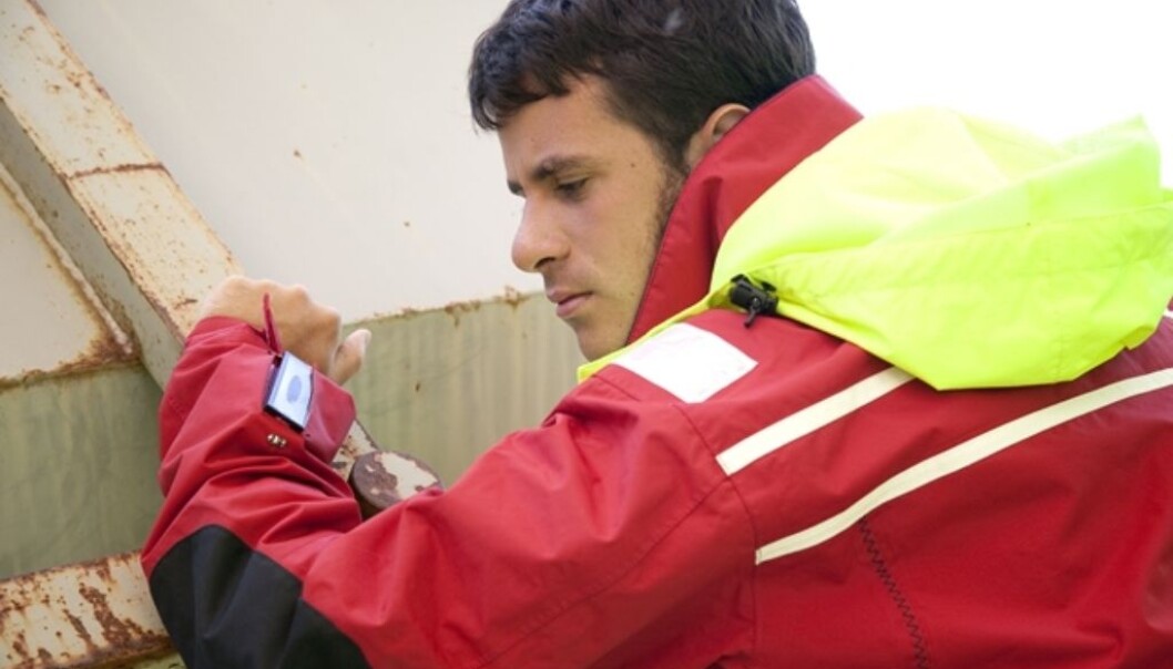 Rescue operations are often carried out by large teams of professionals drawn from different organisations. These teams must maintain high levels of coordination and communication among themselves. (Photo: Gry Karin Stimo/SINTEF) Rescue operations are often carried out by large teams of professionals drawn from different organisations. These teams must maintain high levels of coordination and communication among themselves. (Photo: Gry Karin Stimo/SINTEF)