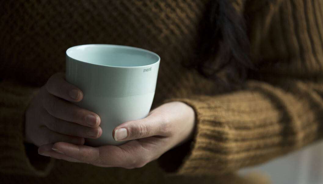 Søstrene Hemma i porselensbedriften Styggpent designer selv, lager egne gipsformer og støper alle produktene. (Foto: Styggpent) Søstrene Hemma i porselensbedriften Styggpent designer selv, lager egne gipsformer og støper alle produktene. (Foto: Styggpent)