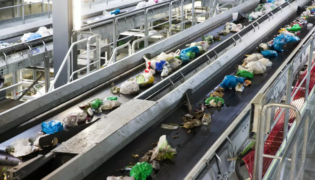 På vei til å bli biogass. Grønne poser med matavfall på Klemetsrud energigjenvinningsanlegg i Oslo. (Foto: Berit Roald, NTB scanpix)