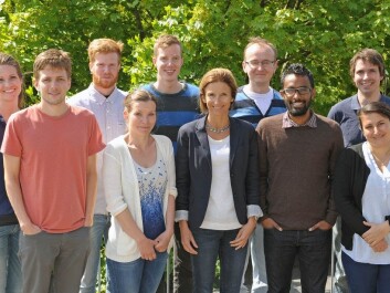 Anne Simonsen and her group conduct research on the tiny yet crucial details that may contribute to reversing cancer and dementia. Pictured from left to right are: Gunnveig Toft Bjørndal, Petter Holland, Aleksander Aas, Kristiane Søreng, Christian Bindesbøll, Anne Simonsen, Serhiy Pankiv, Benan John Mathai, Pauline Isakson, Alf Håkon Lystad. (Photo: Gunnar F. Lothe, UiO) Anne Simonsen and her group conduct research on the tiny yet crucial details that may contribute to reversing cancer and dementia. Pictured from left to right are: Gunnveig Toft Bjørndal, Petter Holland, Aleksander Aas, Kristiane Søreng, Christian Bindesbøll, Anne Simonsen, Serhiy Pankiv, Benan John Mathai, Pauline Isakson, Alf Håkon Lystad. (Photo: Gunnar F. Lothe, UiO)