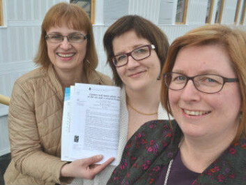 From the left: Gry Agnete Alsos, Ulla Hytti at University of Turku, Finland, and Elisabet Ljunggren at Nordland Research Institute are commended for their article on the state of the art in the field of gender and innovation. (Photo: Trude Landstad, Nordland Research Institute, Norway)