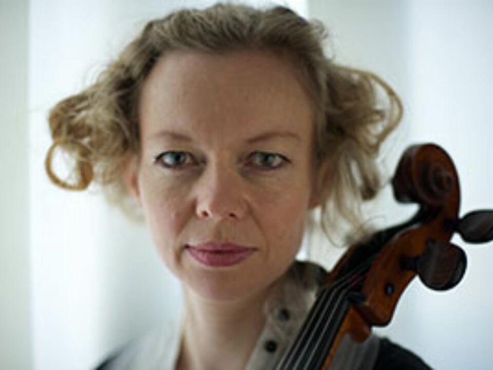 “Musicology has more in common with theatre studies than with literary studies, but music as performance is a discipline that is at the starting blocks,” says Tanja Orning, cellist and substitute associate professor.