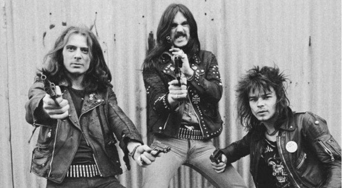 Den klassiske utgaven av Motorhead: "Fast Eddie" Clarke, Ian "Lemmy" Kilmister og Phil "Philthy Animal" Taylor. (Reklamebilde) Den klassiske utgaven av Motorhead: "Fast Eddie" Clarke, Ian "Lemmy" Kilmister og Phil "Philthy Animal" Taylor. (Reklamebilde)