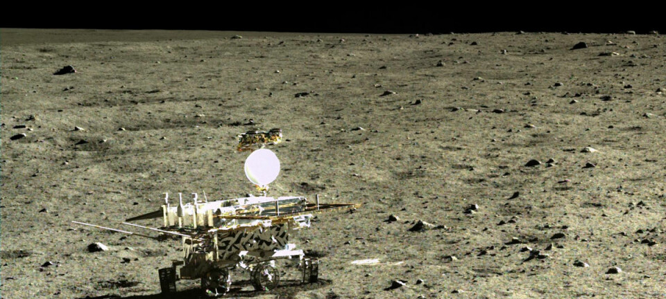 Månebilen Yutu har funnet nytt om lavabergartene på månesletta Mare Imbrium. Her er den fotografert fra moderfartøyet Chang'e 3 i desember 2013. (Foto: Chinese Lunar Exploration Program (CLEP)/ China National   Space Administration (CNSA))