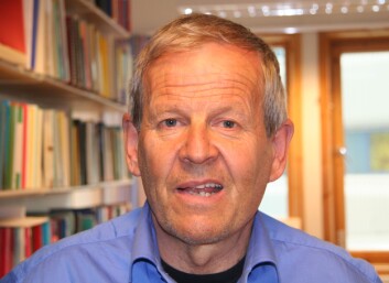 De fleste i Bergen fullfører doktorgraden på normert tid. - Det skulle også bare mangle, sier instituttleder Petter Bjørstad ved institutt for informatikk ved UiB. God kvalitet på veilederne og godt samarbeid veileder og kandidat imellom er suksessoppskriften, mener han. (Foto: UiB) De fleste i Bergen fullfører doktorgraden på normert tid. - Det skulle også bare mangle, sier instituttleder Petter Bjørstad ved institutt for informatikk ved UiB. God kvalitet på veilederne og godt samarbeid veileder og kandidat imellom er suksessoppskriften, mener han. (Foto: UiB)