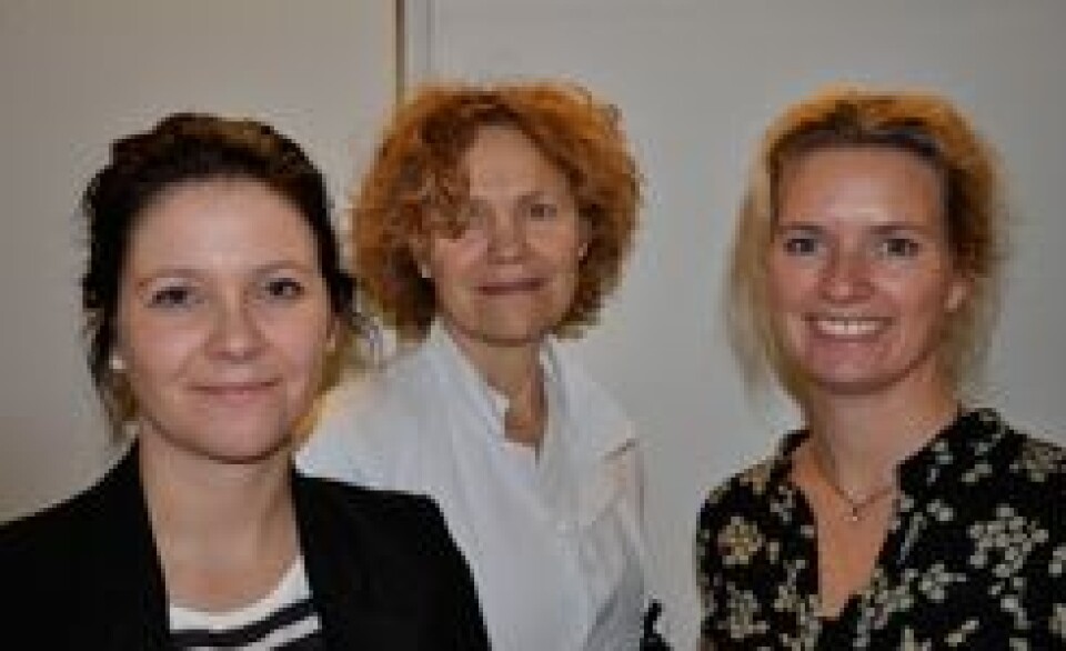 Ragnhild Justad-Berg (t.v), Anne Eksild, og Ellen Marie Strøm-Roum har for første gang benyttet tall fra Abortregisteret for å se hvor mange kvinner som tar abort flere ganger i Norge. (Foto: Ahus)
