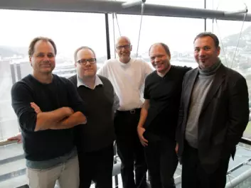 Five of the six NHH and UiB researchers behind the new study that shows how the brain responds to questions regarding fairness and inequality. Left to right: Bertil Tungodden (NHH), Erik Ø. Sørensen (NHH), Kenneth Hugdahl (UiB), Alexander W. Cappelen (NHH) and Karsten Specht (UiB). (Photo: Solrun Dregelid, University of Bergen) 