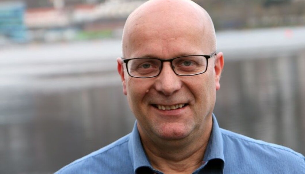 - Vi har fleire bransjar på Vestlandet som eigentleg ikkje er så langt frå kvarandre kompetansemessig, men som sjølv ikkje ser det. Vår oppgåve er å utfordre desse til å tenke breiare, seier Stig-Erik Jakobsen. (Foto: HiB) - Vi har fleire bransjar på Vestlandet som eigentleg ikkje er så langt frå kvarandre kompetansemessig, men som sjølv ikkje ser det. Vår oppgåve er å utfordre desse til å tenke breiare, seier Stig-Erik Jakobsen. (Foto: HiB)