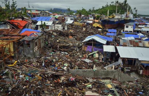 Students rebuild an orphanage after Typhoon Yolanda