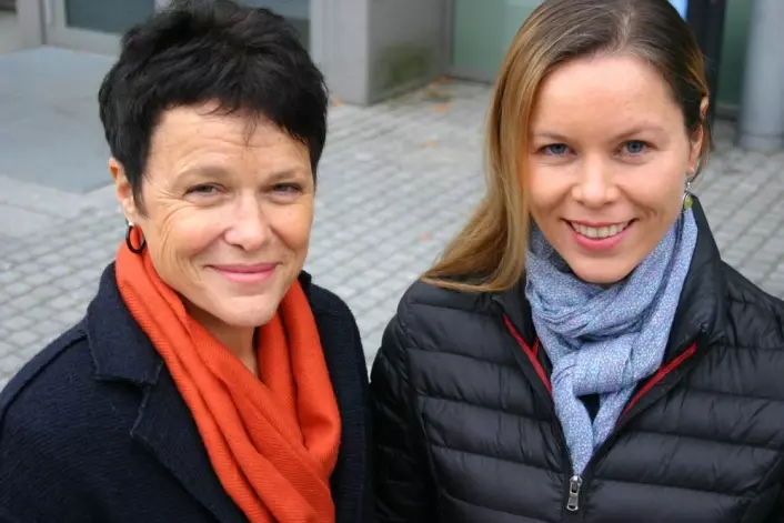 Gro Killi Haugstad ved Høgskolen i Oslo og Akershus og Karen Synne Groven ved Universitetet i Oslo har forsket på kvinners egen opplevelse av å ha vestibulitt, brennende smerte i inngangen til skjeden.  (Foto: Ida Irene Bergstrøm)