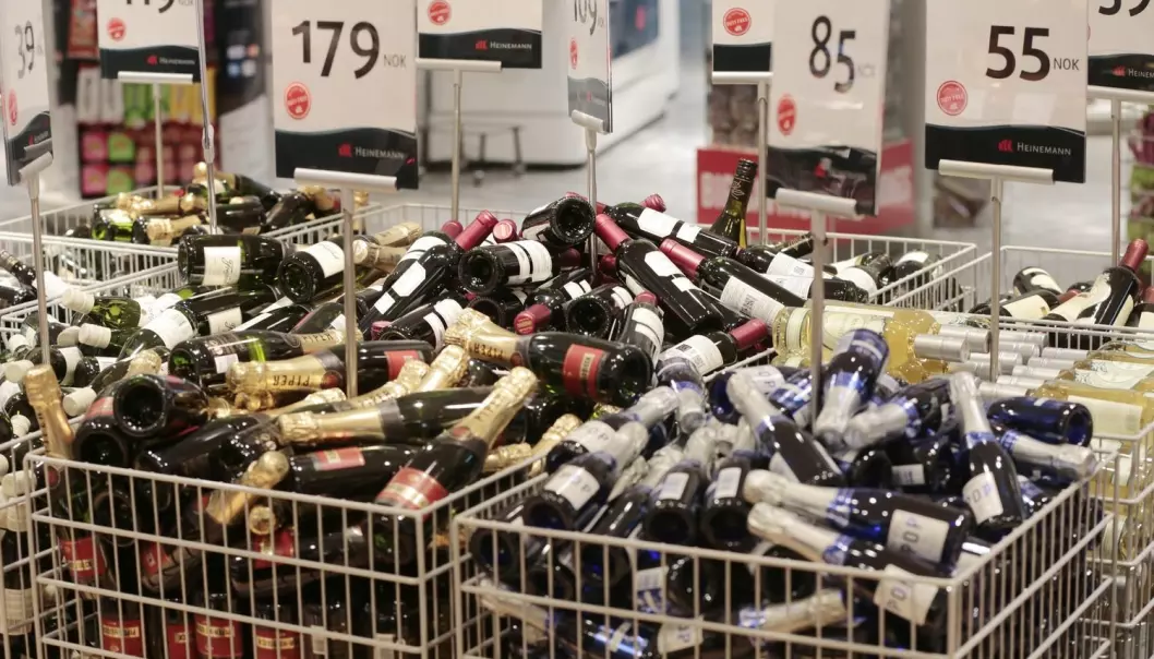 Nordmenn kjøper mindre alkohol