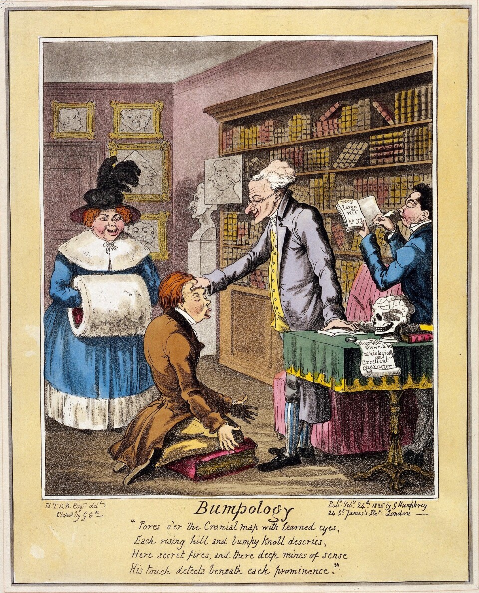 En karikatur fra 1826 som gjør narr av en praktiserende frenolog. Blant annet står det: Thurtell shown to be craniologically an excellent character. Thurtell var en dømt morder.  (Foto: (Bilde: George Cruikshank/Wikimedia Commons.))