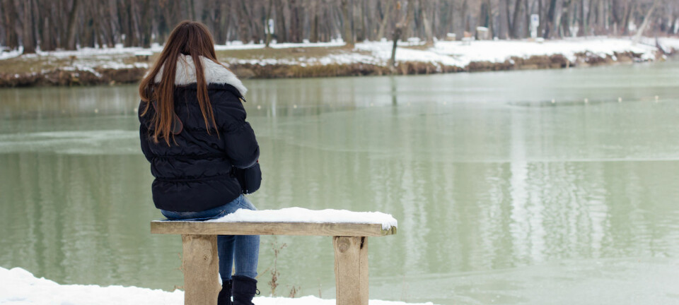 Omkring ti prosent av alle dansker har symptomer på vinterdepresjon. Negative tanker om egne evner er et av de tydelige symptomene. (Foto: Mita Stock Images, Shutterstock, NTB scanpix)