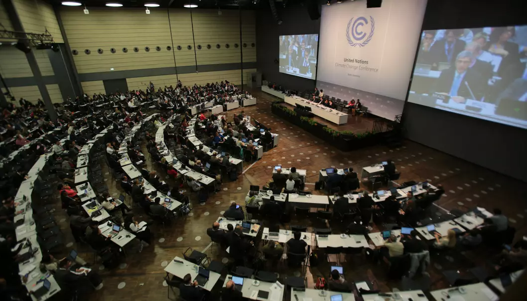 Hva er rettferdighet i klimaspørsmålet? Den siste forhandlingsrunden i Bonn i oktober viste at det fortsatt er stor avstand mellom industriland og utviklingsland. (Foto: Oliver Berg, DPA)