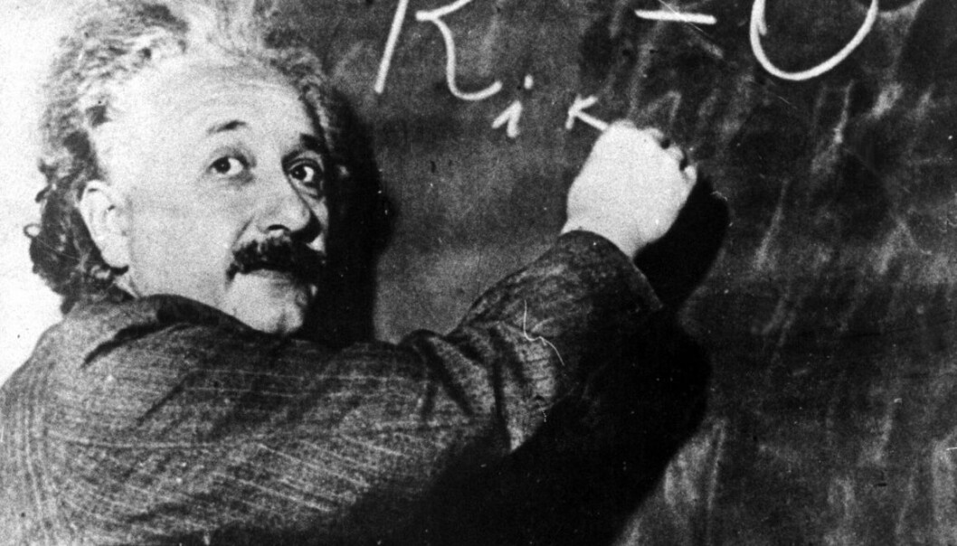 Albert Einstein, mannen med det bustete håret og de milde, men levende, øynene, er et symbol på smarthet. (Foto: Scanpix Sverige) Albert Einstein, mannen med det bustete håret og de milde, men levende, øynene, er et symbol på smarthet. (Foto: Scanpix Sverige)