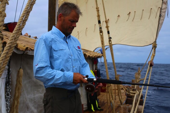 Skitt fiske enn så lenge, men det er lenge igjen av ekspedisjonen. (Foto: Håkon Wium Lie, Kon-Tiki 2) Skitt fiske enn så lenge, men det er lenge igjen av ekspedisjonen. (Foto: Håkon Wium Lie, Kon-Tiki 2)