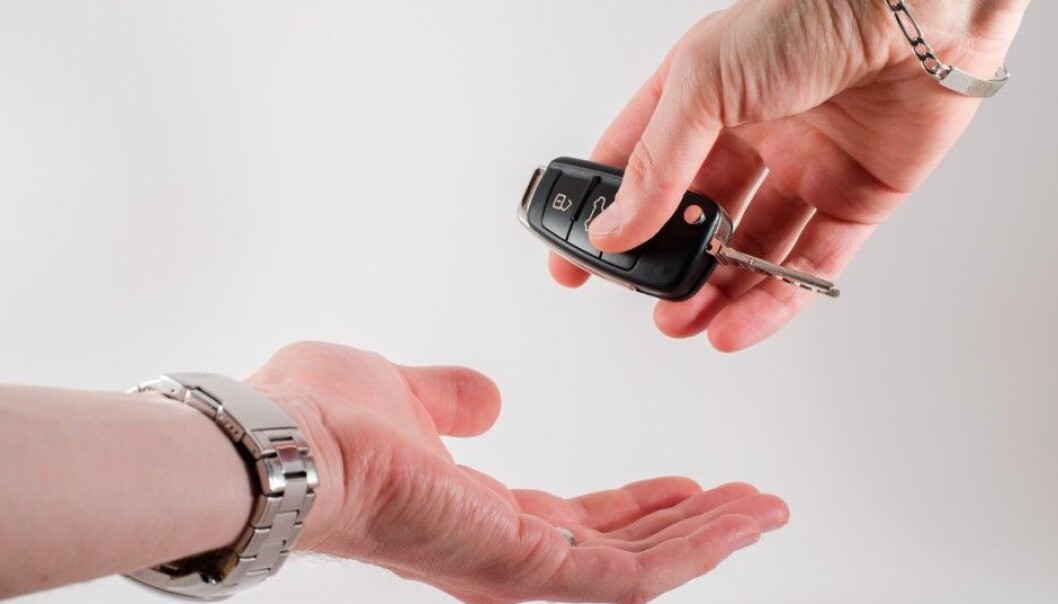 Using an app or a card makes it a lot easier to share a car With total strangers. The Technology allows you to pick up a free car near you by using your mobile phone. (Photo: Microstock) Using an app or a card makes it a lot easier to share a car With total strangers. The Technology allows you to pick up a free car near you by using your mobile phone. (Photo: Microstock)