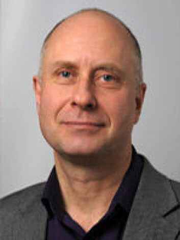 Svend Davanger er hjerneforsker ved Universitetet i Oslo. Han synes Jorangers innspill er interessante, men tror likevel det er god plass til både nevrologi og humanisme i psykologien. (Arkivfoto: Gunnar Lothe/UiO.) Svend Davanger er hjerneforsker ved Universitetet i Oslo. Han synes Jorangers innspill er interessante, men tror likevel det er god plass til både nevrologi og humanisme i psykologien. (Arkivfoto: Gunnar Lothe/UiO.)