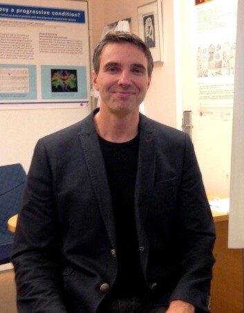 Kjell Heuser er overlege ved Rikshospitalet og har doktorgrad i fagområdene epileptologi, genetikk og molekylærbiologi. (Foto: Kristoffer Eide) Kjell Heuser er overlege ved Rikshospitalet og har doktorgrad i fagområdene epileptologi, genetikk og molekylærbiologi. (Foto: Kristoffer Eide)