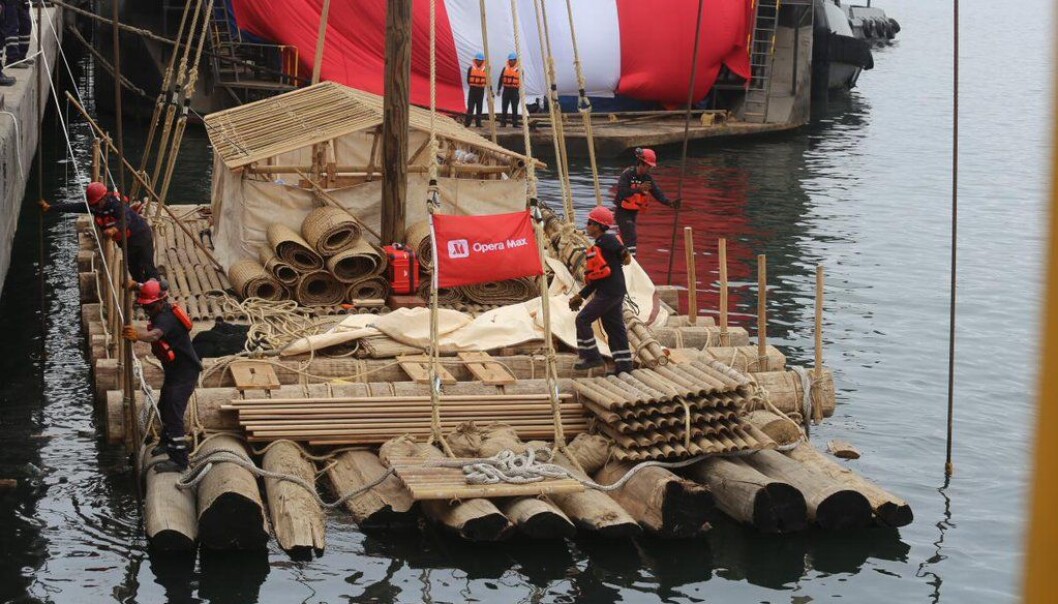 Kon-Tiki2-ekspedisjonen seiler i Thor Heyerdahls kjølvann søndag 1. november. Bildet er tatt få dager før avreisen. (Foto: Kon-Tiki2 Expedition) Kon-Tiki2-ekspedisjonen seiler i Thor Heyerdahls kjølvann søndag 1. november. Bildet er tatt få dager før avreisen. (Foto: Kon-Tiki2 Expedition)