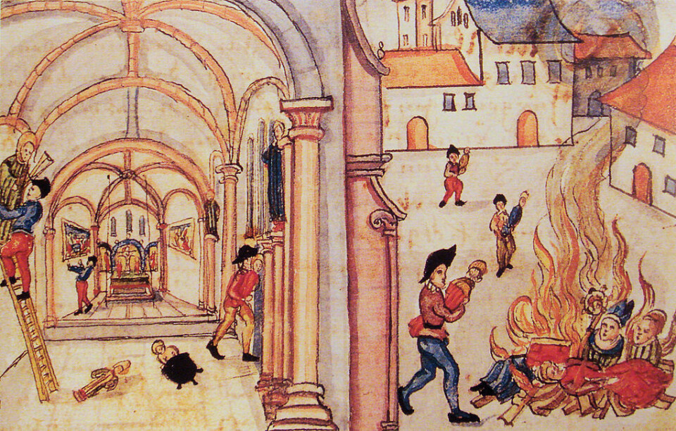 Brenning av religiøse gjenstander og figurer i Zürich i 1524. (Foto: (Illustrasjon: Ukjent))