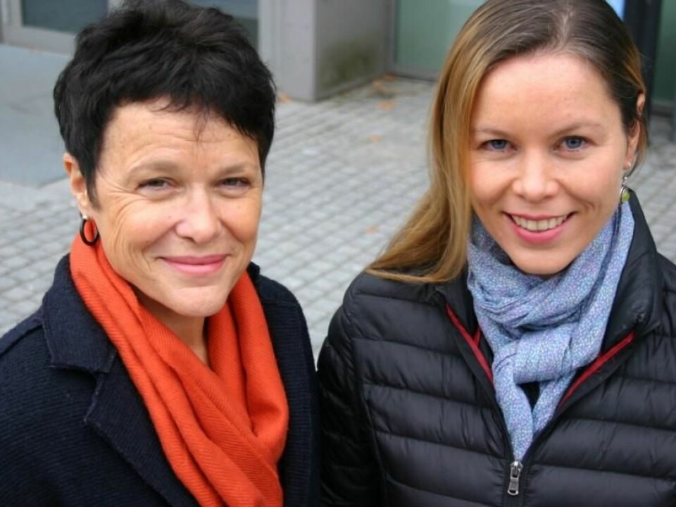 Gro Killi Haugstad (left) and Karen Synne Groven have studied women’s own experiences with vestibulodynia, a burning pain in the vagina. (Photo: Ida Irene Bergstrøm)