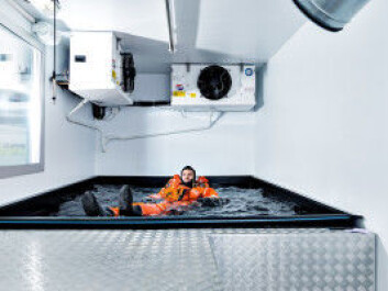 The picture is taken in SINTEF Work Physiological Laboratory, during testing of a new survival suit. In this lab are physiological data from several hundred attempts stored. (Photo: Geir Mogen) The picture is taken in SINTEF Work Physiological Laboratory, during testing of a new survival suit. In this lab are physiological data from several hundred attempts stored. (Photo: Geir Mogen)