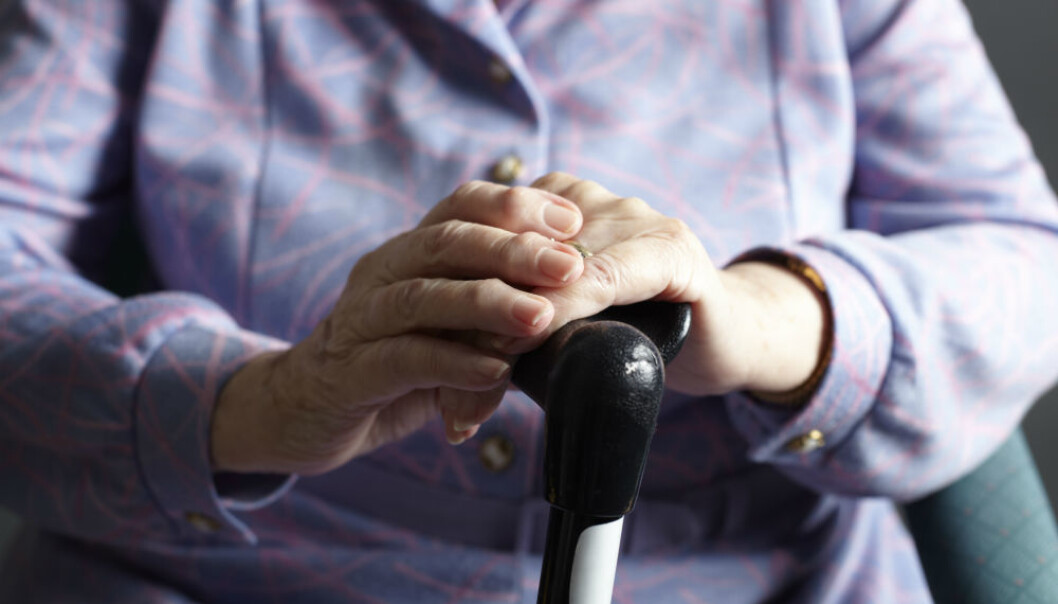 The World Health Organization has estimated that about a third of all persons over the age of 65 fall every year, and that 50 per cent of all injury-related hospital admissions in this group are due to falls. Around 40 per cent of all deaths resulting from injury are due to falls. (Photo: Colourbox.) The World Health Organization has estimated that about a third of all persons over the age of 65 fall every year, and that 50 per cent of all injury-related hospital admissions in this group are due to falls. Around 40 per cent of all deaths resulting from injury are due to falls. (Photo: Colourbox.)
