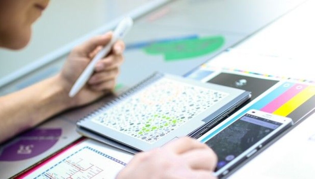 Tests show that reading maps is an extra challenge for people with colour blindness. (Photo: Anders Gimmestad Gule, NTNU i Gjøvik) Tests show that reading maps is an extra challenge for people with colour blindness. (Photo: Anders Gimmestad Gule, NTNU i Gjøvik)