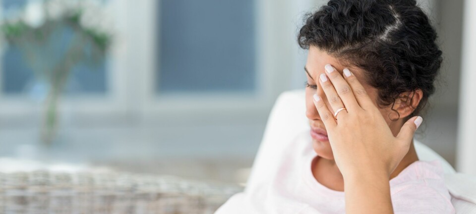 Kvinner har dobbelt så stor risiko for å få en depresjon som menn. Det nye studien antyder endringer i hormonnivåer kan være forklaringen. (Illustrasjonsfoto: Microstock)