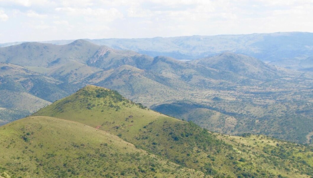 Most scientists believe that Earth’s climate was hot, 3.5 billion years ago. But new findings from South Africa suggest that it was much colder than scientists previously thought. (Photo: Harald Furnes.) Most scientists believe that Earth’s climate was hot, 3.5 billion years ago. But new findings from South Africa suggest that it was much colder than scientists previously thought. (Photo: Harald Furnes.)