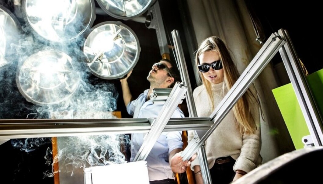 This installation allows researchers in places like Norway to simulate the full power of sun, as if they were outside on a sunny day. That allows for year-round research on solar cells in the laboratory in Trondheim. (Photo: Geir Mogen/NTNU) This installation allows researchers in places like Norway to simulate the full power of sun, as if they were outside on a sunny day. That allows for year-round research on solar cells in the laboratory in Trondheim. (Photo: Geir Mogen/NTNU)