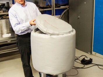 “At this point, keeping a high enough temperature for long enough is really only a question of good enough insulation,” he says, explaining the status of the project. (Photo: Maren Agdestein/NTNU) “At this point, keeping a high enough temperature for long enough is really only a question of good enough insulation,” he says, explaining the status of the project. (Photo: Maren Agdestein/NTNU)