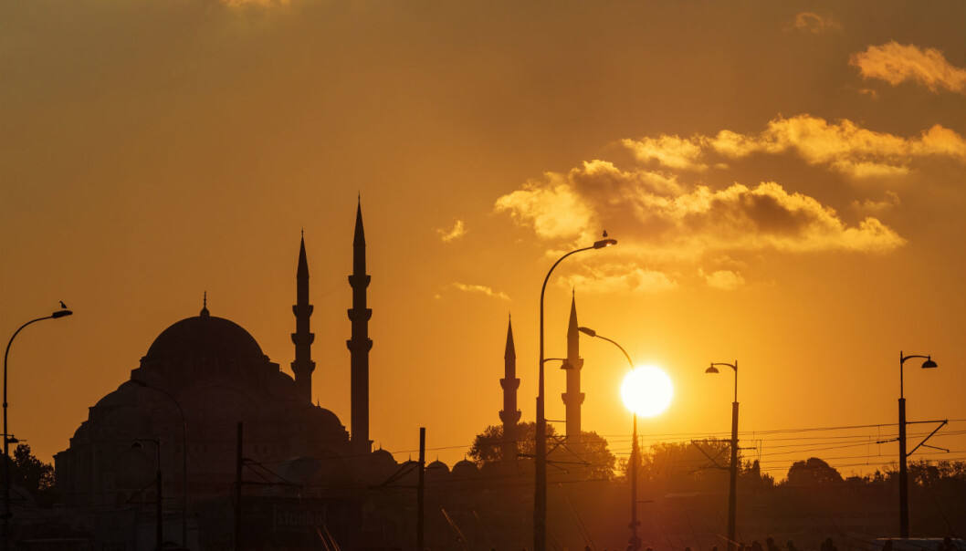 A recent survey revealed that many Norwegian youths believe the West is at war with Islam. (Illustrative photo: Colourbox.) A recent survey revealed that many Norwegian youths believe the West is at war with Islam. (Illustrative photo: Colourbox.)