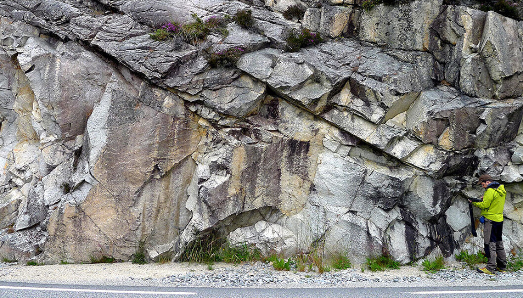 Norwegian researchers have found a new method to date when tectonic shifts first occurred. The picture shows geologist Giulio Viola mapping and taking samples from a brittle fault zone in Bømlo in Hordaland county (photo: Thomas Scheiber, NGU). Norwegian researchers have found a new method to date when tectonic shifts first occurred. The picture shows geologist Giulio Viola mapping and taking samples from a brittle fault zone in Bømlo in Hordaland county (photo: Thomas Scheiber, NGU).