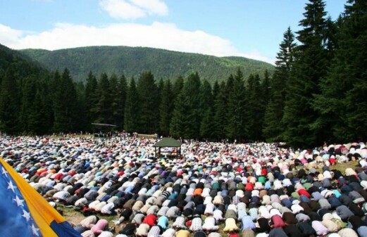 Growing number of Muslim pilgrims in Europe
