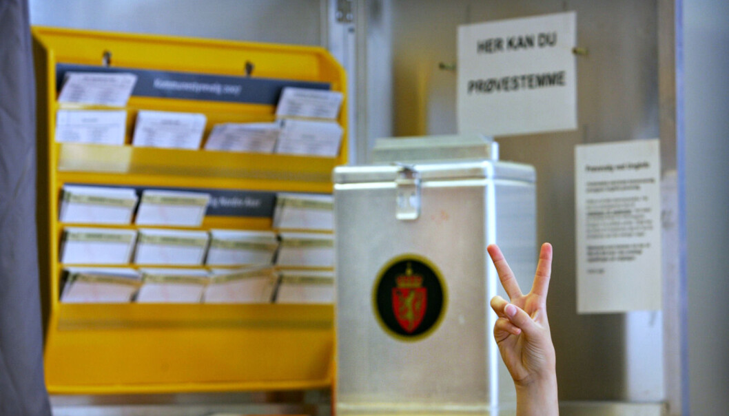 Kommunestyrevalget i 2011 ble kalt «Ungdomsvalget». Mange unge ble politisk interessert og flere unge ble valgt inn i politikken. Nå har forskere sett på hva som skjedde. (Foto: Dan P. Neegaard, NTB/Aftenposten) Kommunestyrevalget i 2011 ble kalt «Ungdomsvalget». Mange unge ble politisk interessert og flere unge ble valgt inn i politikken. Nå har forskere sett på hva som skjedde. (Foto: Dan P. Neegaard, NTB/Aftenposten)