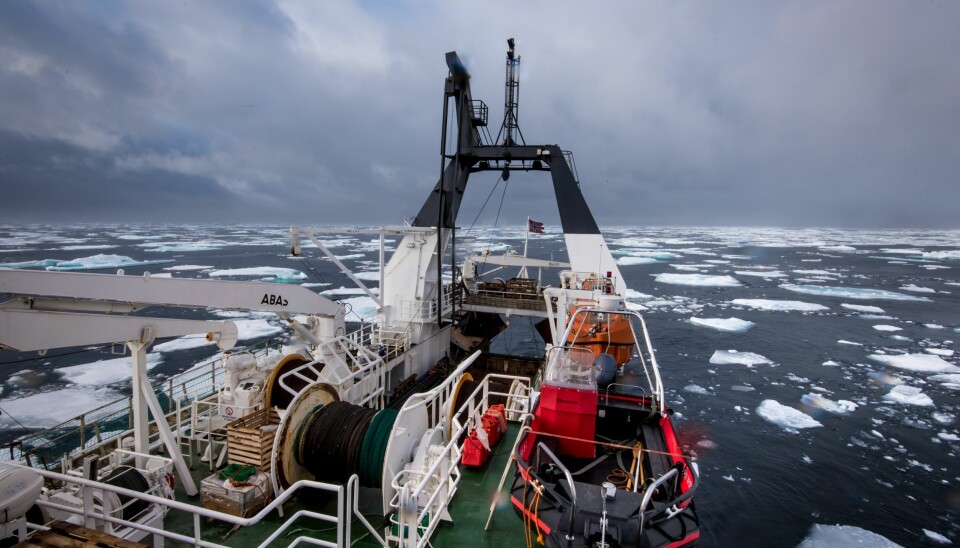 The research vessel 'Helmer Hanssen' on a scientific expedition in the Arctic Ocean. The Arctic ocean is warmest when sea ice north of Svalbard decreases. A new study shows that these changes are now impacting ecosystems. (Photo: Elvar H. Hallfredsson, Marine Research Institute)