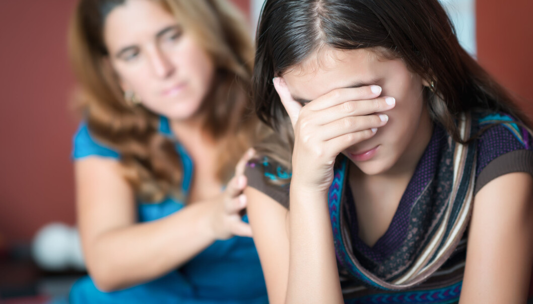Et nytt norsk forskningsprosjekt trekker familien inn i behandlingen av unge deprimerte. (Illustrasjonsfoto: Microstock) Et nytt norsk forskningsprosjekt trekker familien inn i behandlingen av unge deprimerte. (Illustrasjonsfoto: Microstock)