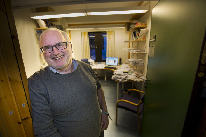 – Mye av suksessen i Tromsø kan de takket Hurtigruten for. De laget strategier for nordlyssatsingen, sier Arvid Viken ved UiT. (Foto: Stig Brøndbo) – Mye av suksessen i Tromsø kan de takket Hurtigruten for. De laget strategier for nordlyssatsingen, sier Arvid Viken ved UiT. (Foto: Stig Brøndbo)
