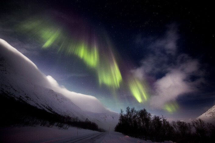 Selv om Alta kaller seg nordlysbyen, så er det Tromsø som har stukket av med nordlysturistene. (Foto: Stig Brøndbo) Selv om Alta kaller seg nordlysbyen, så er det Tromsø som har stukket av med nordlysturistene. (Foto: Stig Brøndbo)