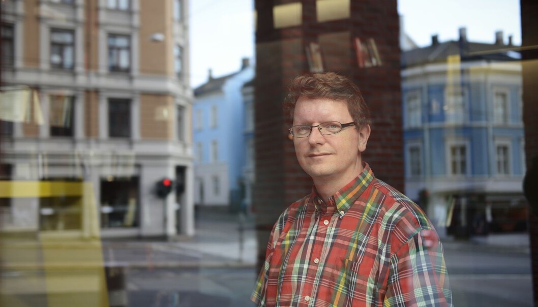 Bjørn Smestad er førstelektor i matematikk og studieleder ved Institutt for grunnskole- og faglærerutdanning på HiOA. (Foto: Sonja Balci) Bjørn Smestad er førstelektor i matematikk og studieleder ved Institutt for grunnskole- og faglærerutdanning på HiOA. (Foto: Sonja Balci)