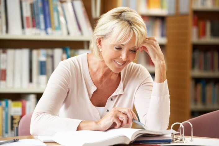 Hele 80 prosent av studentene som var over 40 år da de begynte på et studium, har ikke greid å fullføre. (Foto: Colourbox) Hele 80 prosent av studentene som var over 40 år da de begynte på et studium, har ikke greid å fullføre. (Foto: Colourbox)