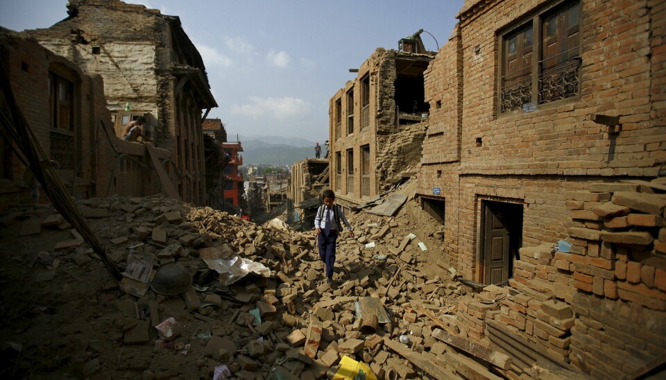 Mange hus kollapset etter det store jordskjelvet i Nepal i vår. Dette bildet er fra byen Bhaktapur i Nepal. (Foto: Navesh Chitrakar/Reuters)