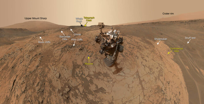 Selfie ved foten av Mount Sharp. (Foto: NASA, JPL-Caltech, MSSS) Selfie ved foten av Mount Sharp. (Foto: NASA, JPL-Caltech, MSSS)