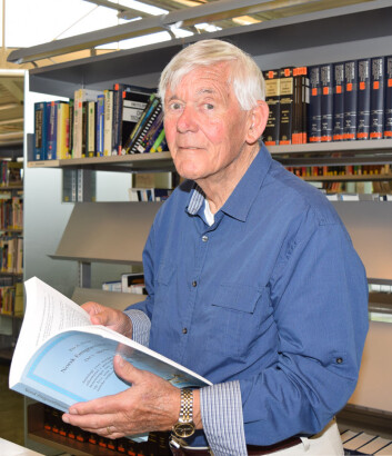 Per Asbjørn Holst har alltid vært veldig historieinteressert og mange år i USA gjorde at han ble spesielt interessert i emigrasjonshistorie. (Foto: Elin Nyberg) Per Asbjørn Holst har alltid vært veldig historieinteressert og mange år i USA gjorde at han ble spesielt interessert i emigrasjonshistorie. (Foto: Elin Nyberg)