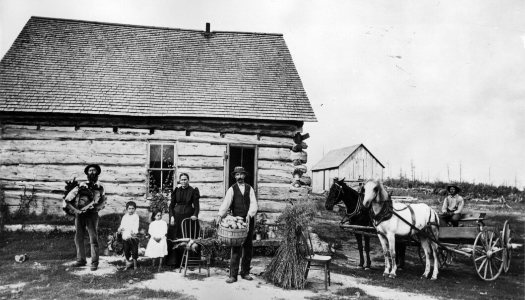 Nybyggere i Minnesota i 1895. Der bosatte mange nordmenn seg. De skrev hjem om erfaringene sine, og disse tekstene er samlet og gitt til Universitetet i Stavanger som gave. (Foto: NTB scanpix)