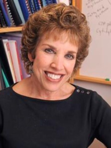 Carole Mendelson ved UT Southwestern, håper forskninga deres kan forebygge for tidlig fødsel.
(FOTO: UT SOUTHWESTERN) Carole Mendelson ved UT Southwestern, håper forskninga deres kan forebygge for tidlig fødsel.
(FOTO: UT SOUTHWESTERN)