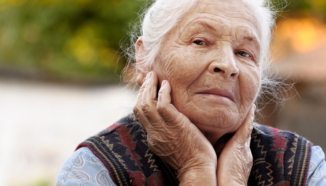 Mange tilfeller av Parkinsons sykdom ser ut til å starte nede i magen, viser ny forskning. Det er en viktig brikke i å forstå hvorfor Parkinsons i det hele tatt oppstår, mener forskere. (Foto: Colourbox) Mange tilfeller av Parkinsons sykdom ser ut til å starte nede i magen, viser ny forskning. Det er en viktig brikke i å forstå hvorfor Parkinsons i det hele tatt oppstår, mener forskere. (Foto: Colourbox)